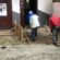 На вулиці Дівоча, 9 працівники ПП “Наш дім” ремонтують сходи